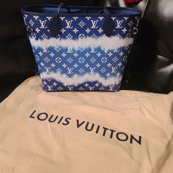 ❌SOLD ❌Louis vuitton Neverfull Mm escale BLUE - Picture 8 of 9